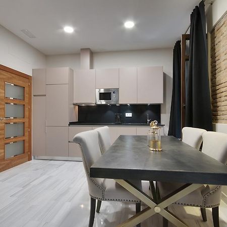 Suites Gran Via Capilla Real Гранада Экстерьер фото