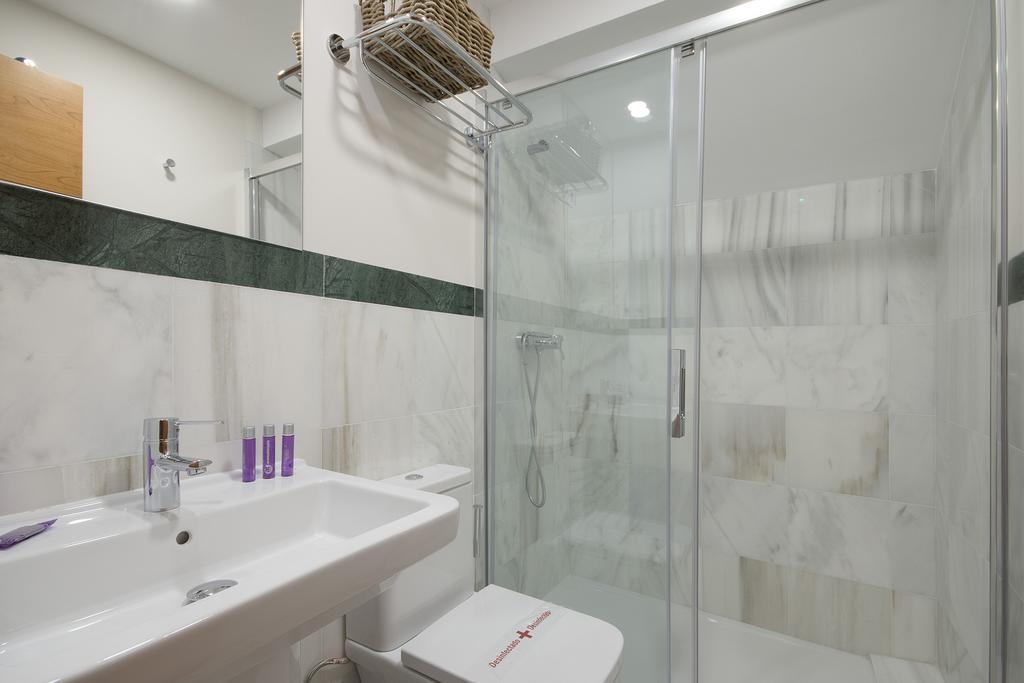 Suites Gran Via Capilla Real Гранада Экстерьер фото