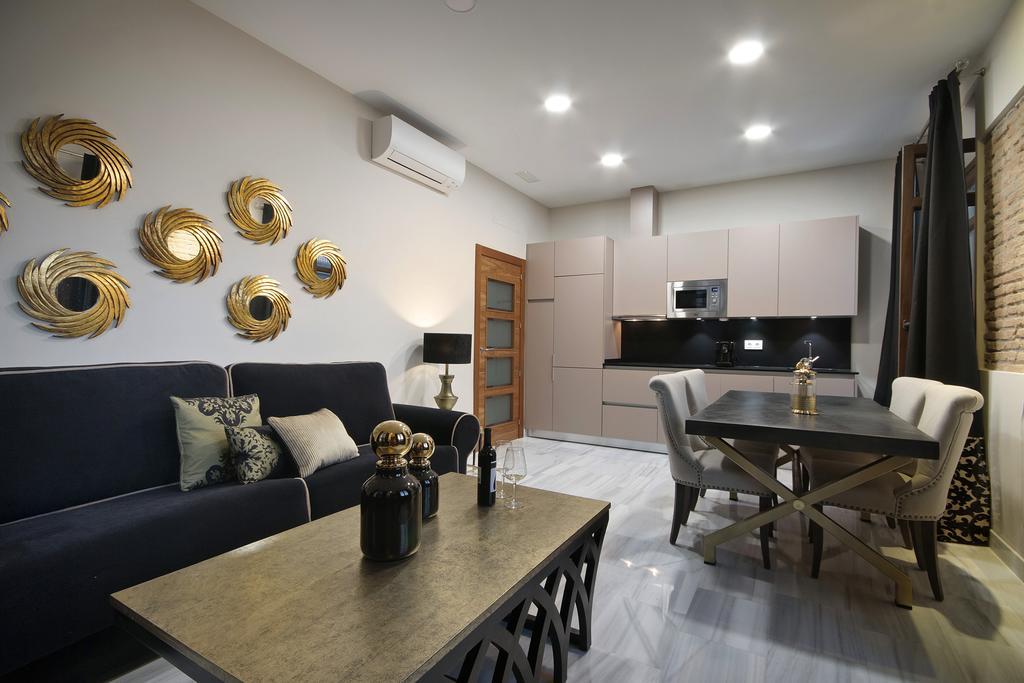 Suites Gran Via Capilla Real Гранада Экстерьер фото