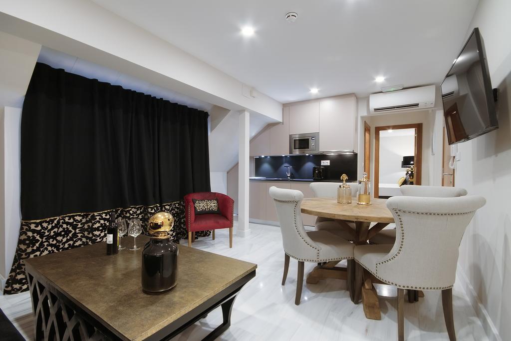 Suites Gran Via Capilla Real Гранада Экстерьер фото